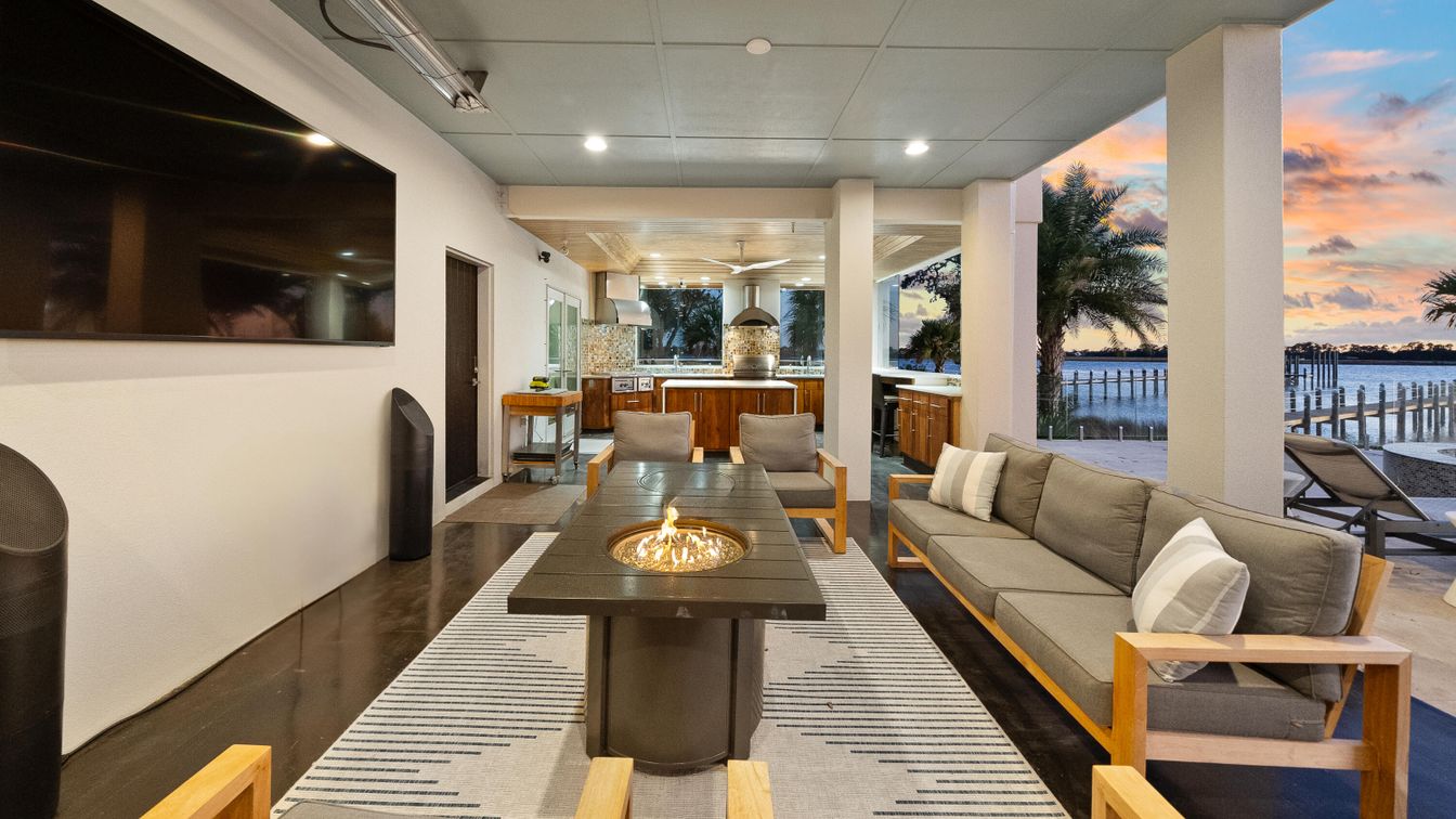 Fireplace, Interior, Living room, Recessed Lighting, Water