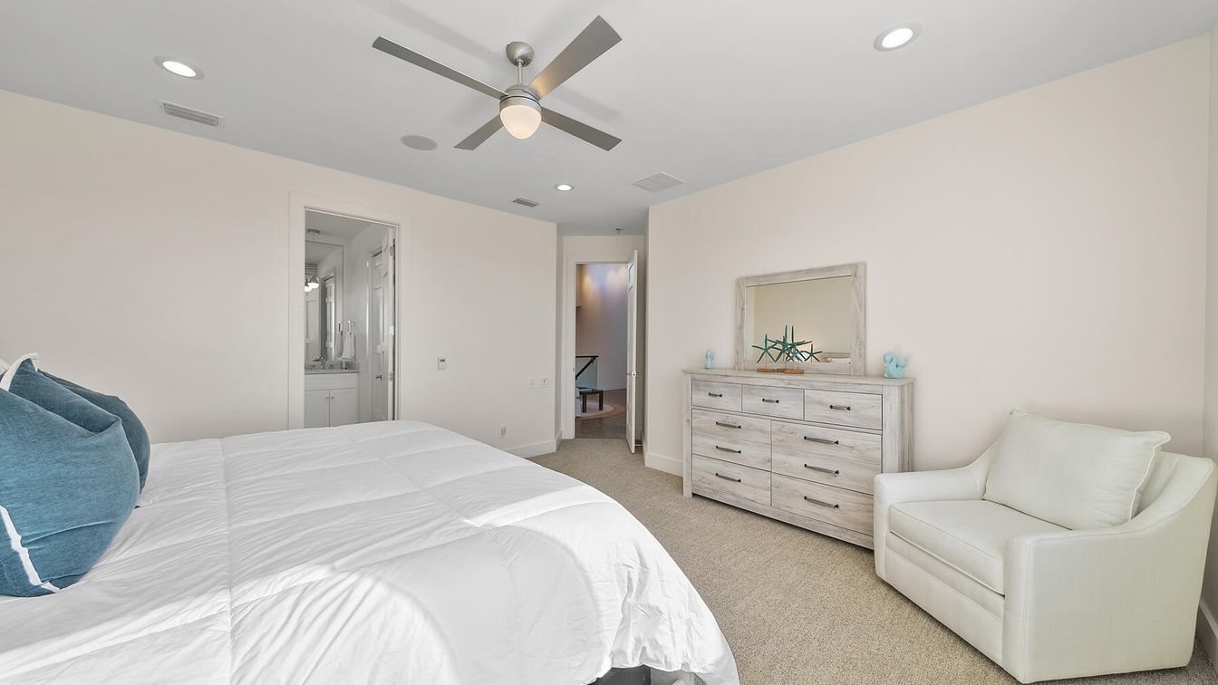 Bedroom, Interior, Recessed Lighting