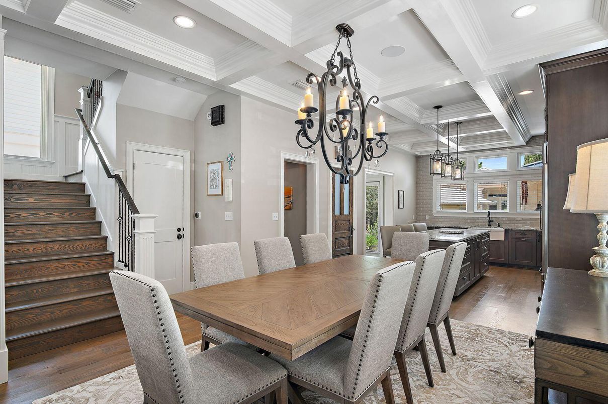 Chandelier, Dining room, Interior, Living room, Pendant Lights, Recessed Lighting, Wood Texture Flooring
