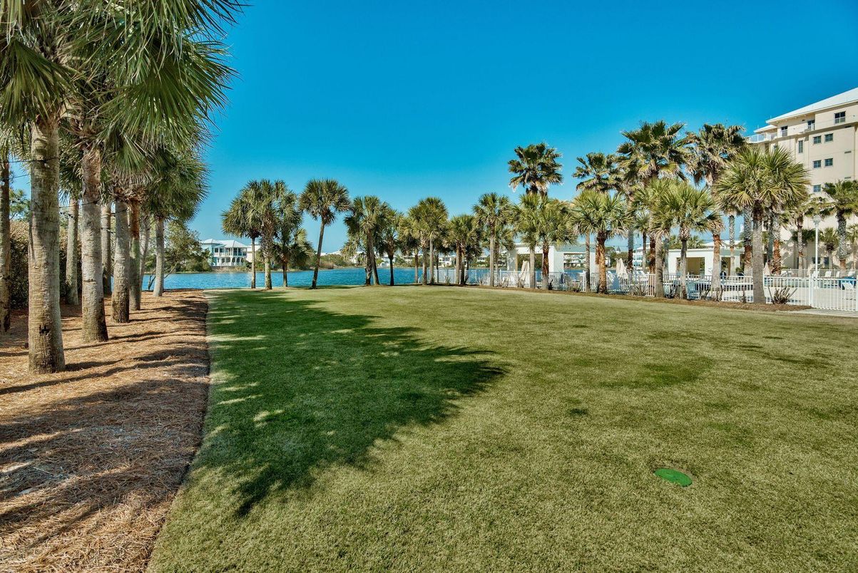 Backyard, Exterior, Lake