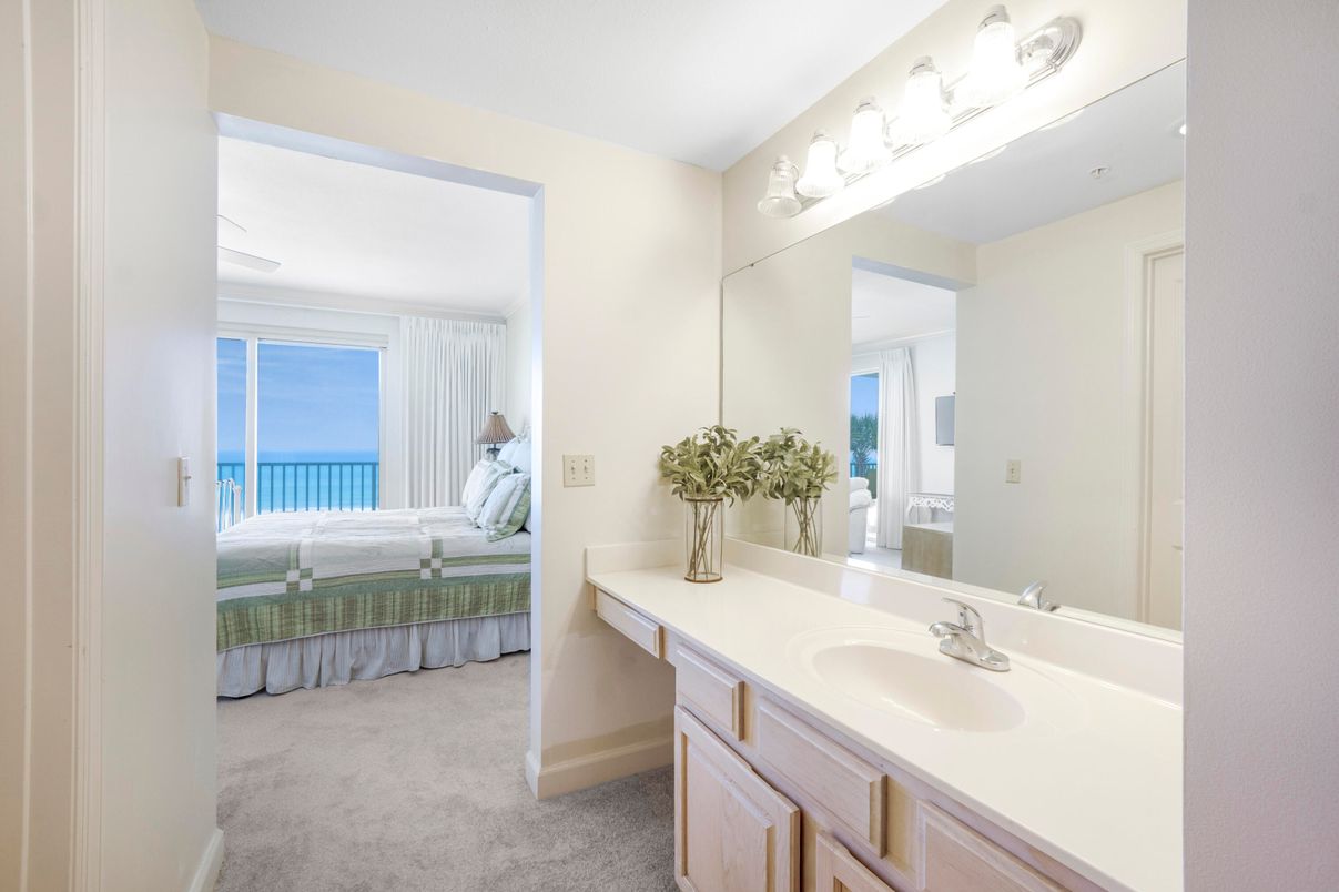 Bathroom, Bedroom, Interior