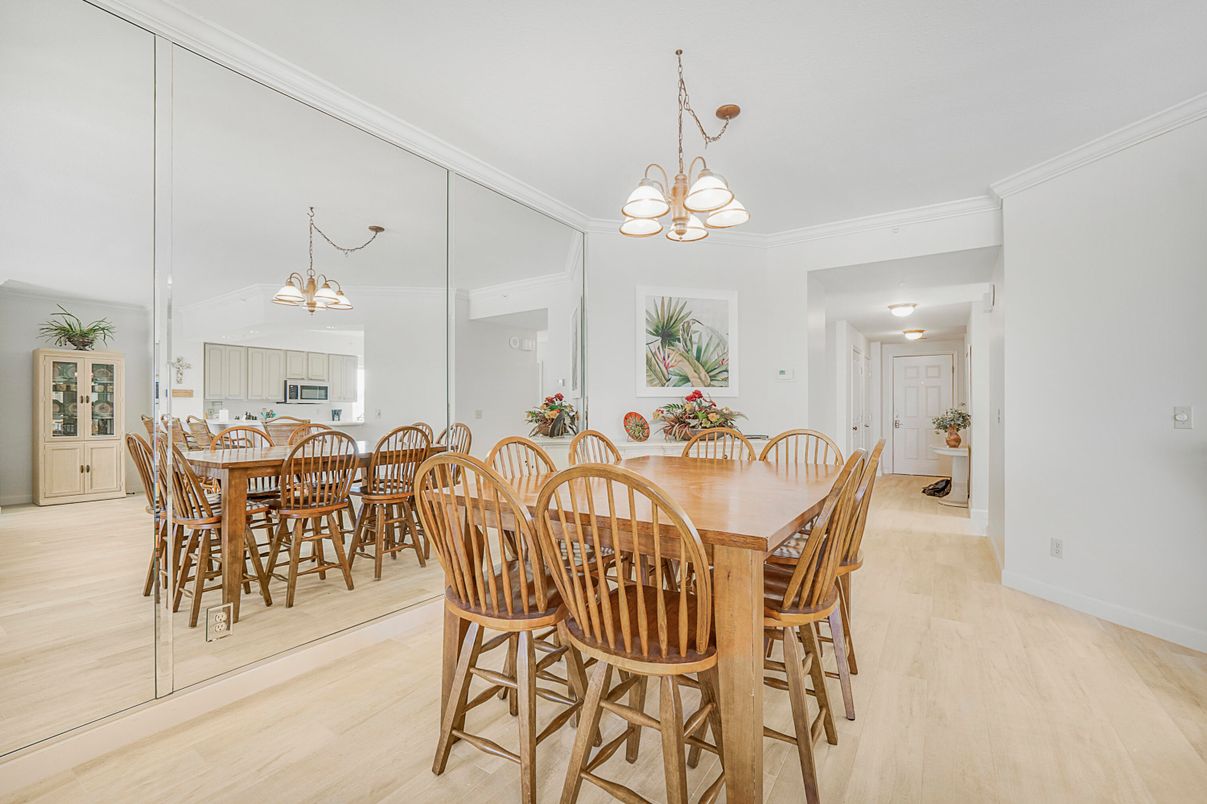Chandelier, Dining room, Interior, Kitchen, Pendant Lights, Wood Texture Flooring