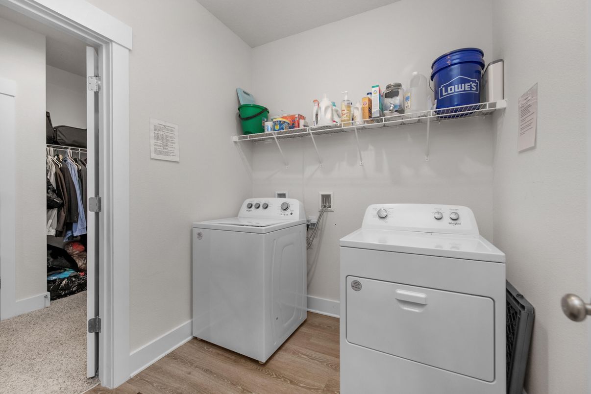 Interior, Utility Closets, Washer, Wood Texture Flooring