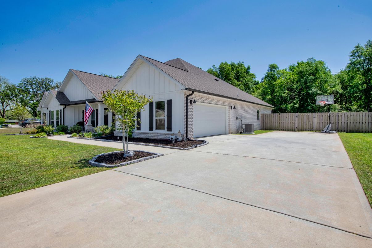 Attached, Backyard, Exterior, Facade, Farmhouse