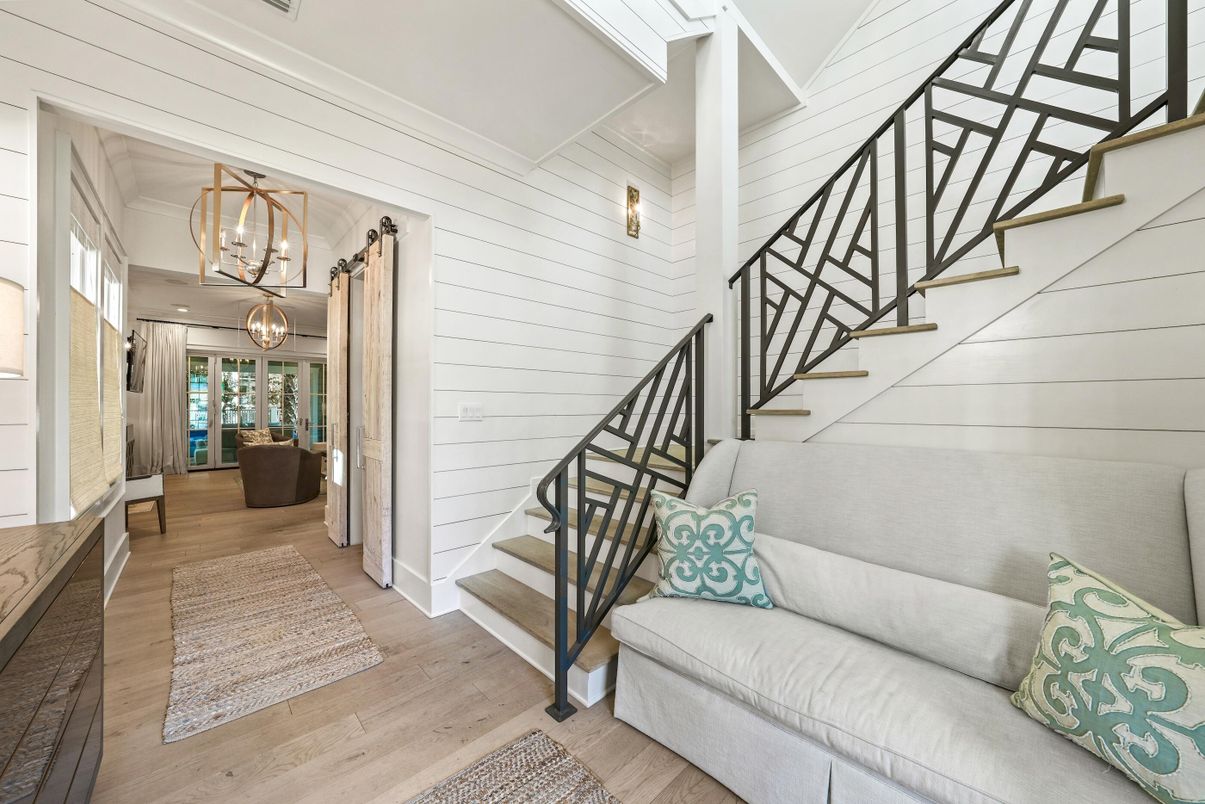 Interior, Pendant Lights, Wood Texture Flooring