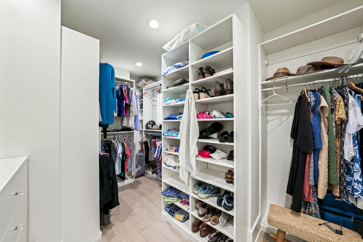 Interior, Recessed Lighting, Walk-in Closets, Wood Texture Flooring