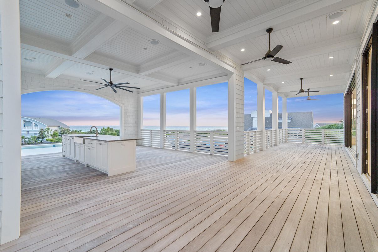 Exterior, Recessed Lighting, Water