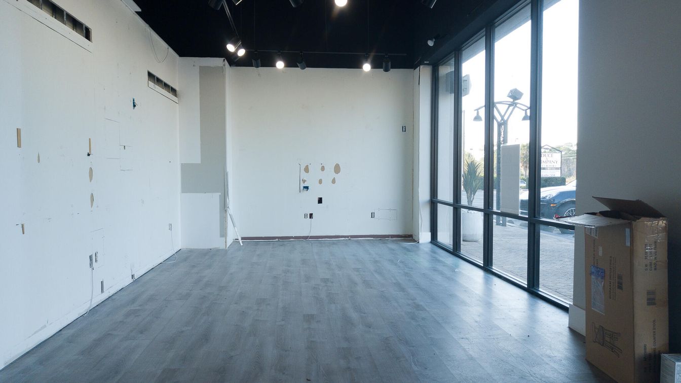 Empty room, Interior, Pendant Lights, Wood Texture Flooring