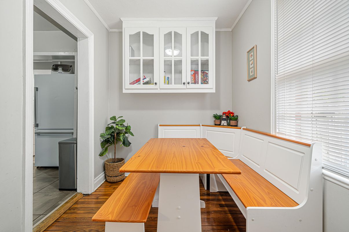 Dining room, Interior, Wood Texture Flooring