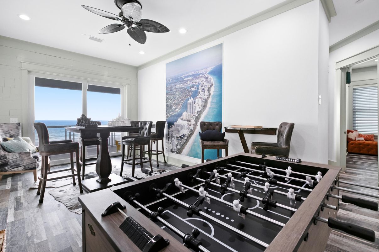 Dining room, Game Room, Interior, Recessed Lighting, Water, Wood Texture Flooring