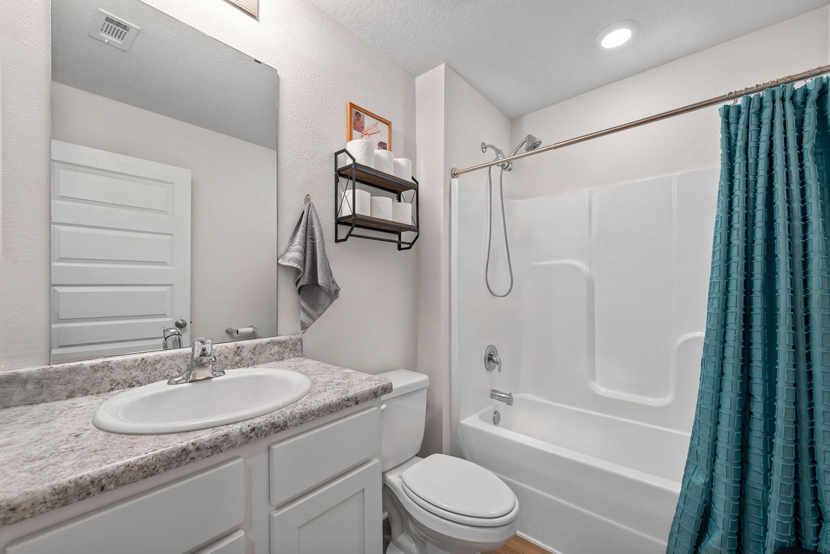 Bathroom, Interior, Recessed Lighting