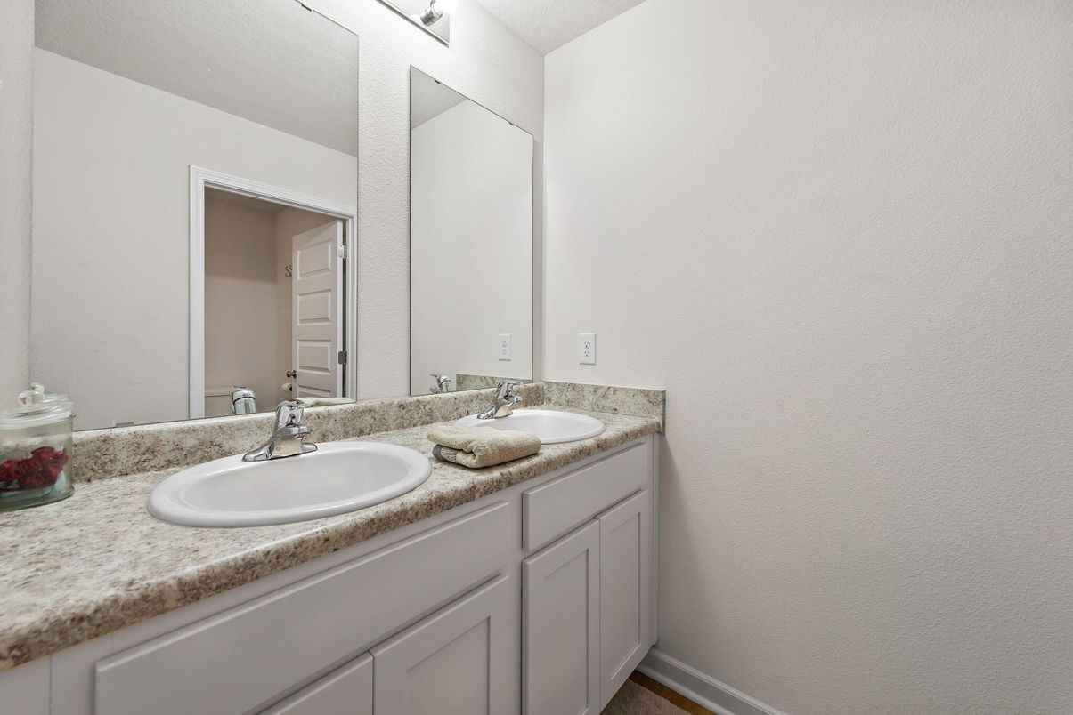Bathroom, Dual Sink Vanities, Interior