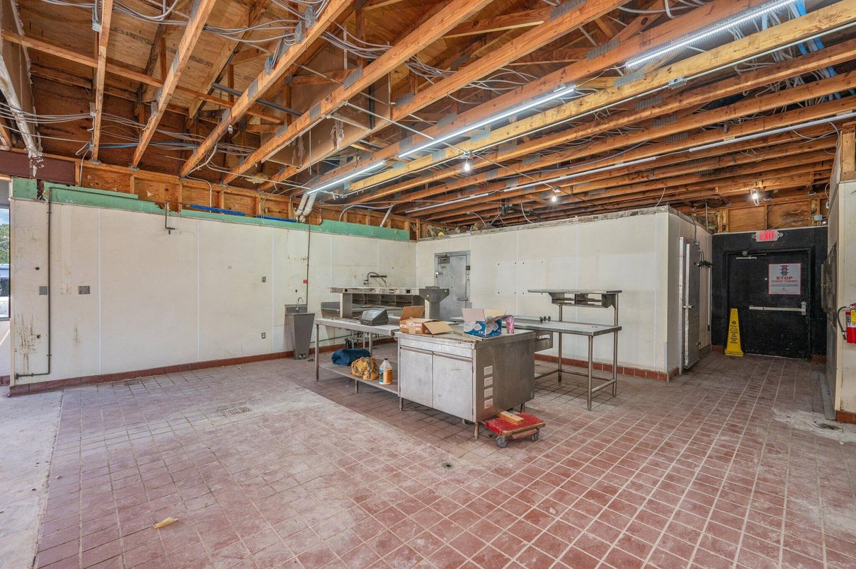 Interior, Kitchen, Wooden Beams, Wooden Ceilings