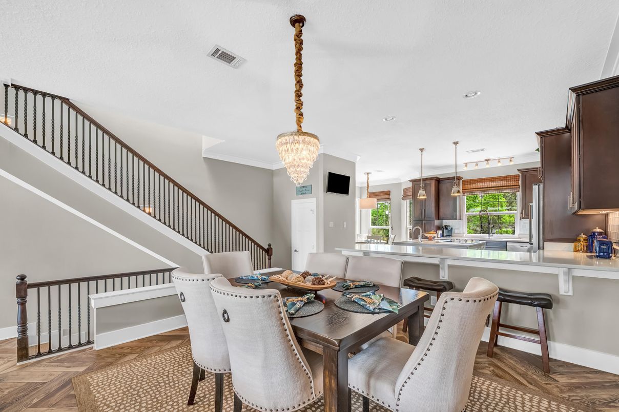 Chandelier, Dining room, Interior, Pendant Lights, Recessed Lighting, Wood Texture Flooring