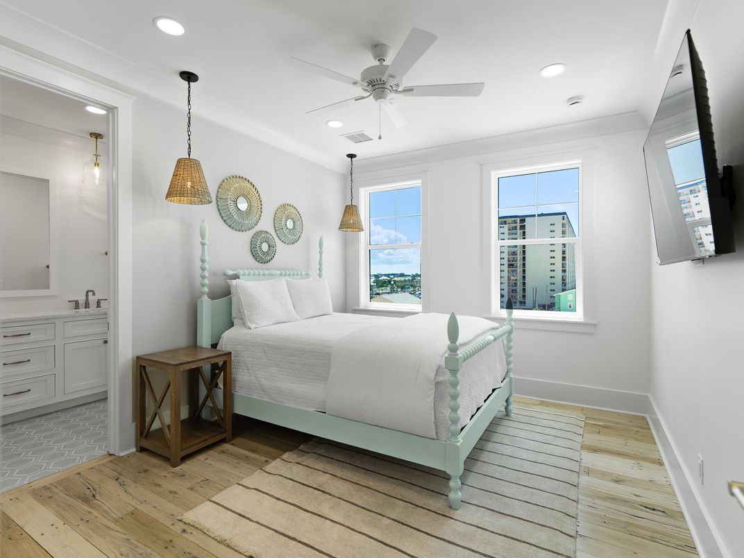 Bedroom, Interior, Pendant Lights, Recessed Lighting, Wood Texture Flooring