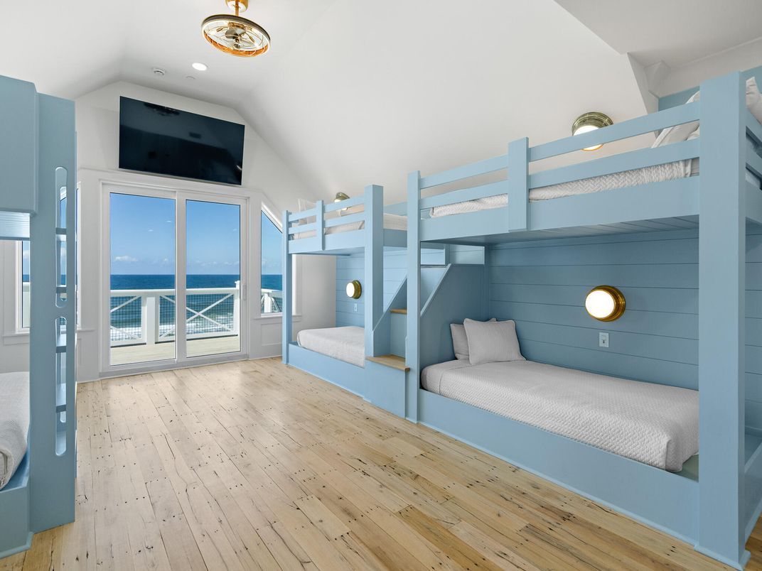 Bedroom, Interior, Recessed Lighting, Water, Wood Texture Flooring