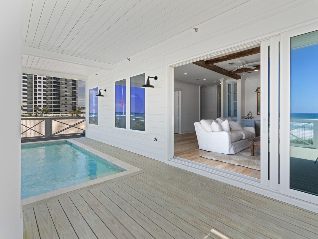 Interior, Recessed Lighting, Water, Wood Texture Flooring