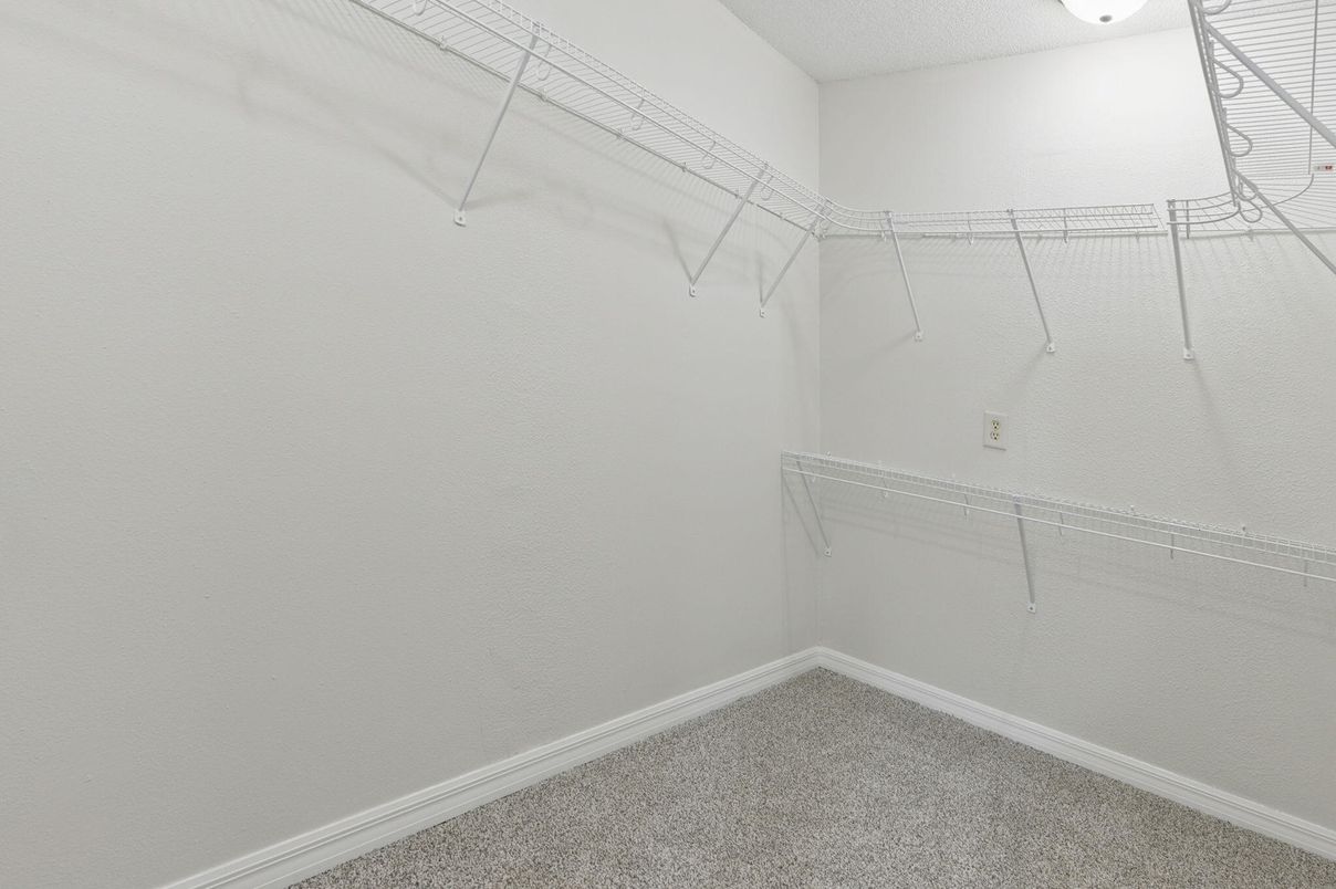 Interior, Walk-in Closets