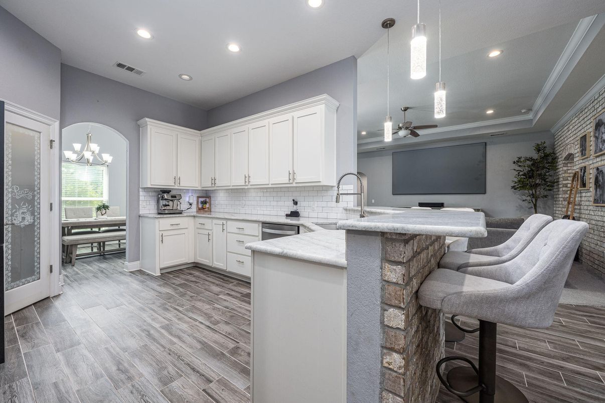 Chandelier, Interior, Kitchen, Pendant Lights, Recessed Lighting, Wood Texture Flooring