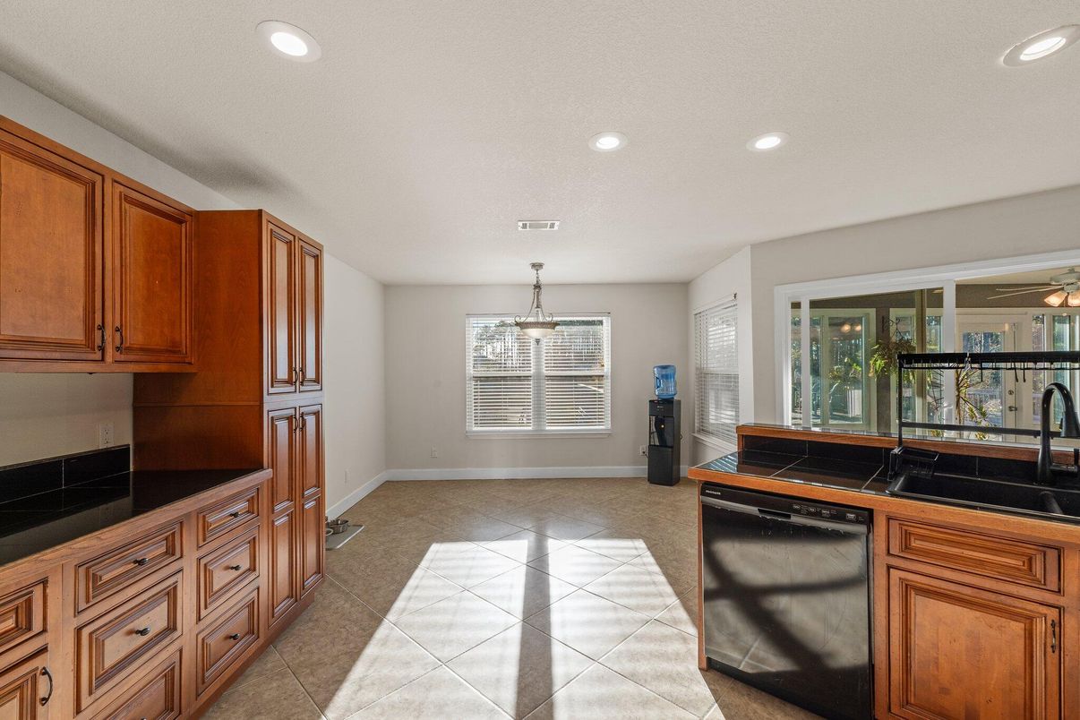Interior, Kitchen, Recessed Lighting