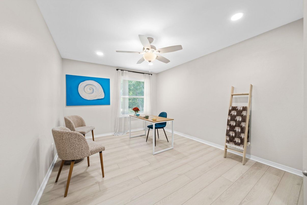 Home Office, Interior, Recessed Lighting, Wood Texture Flooring