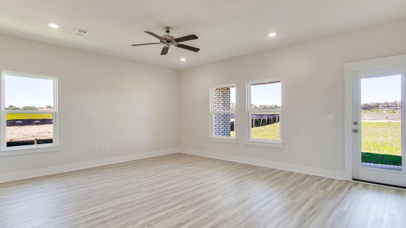 Empty room, Interior, Recessed Lighting, Wood Texture Flooring