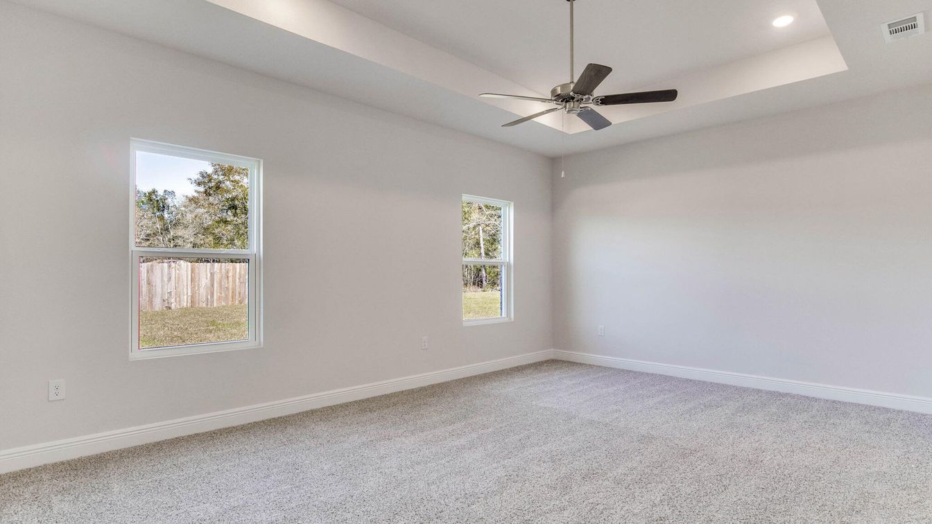 Empty room, Interior, Recessed Lighting