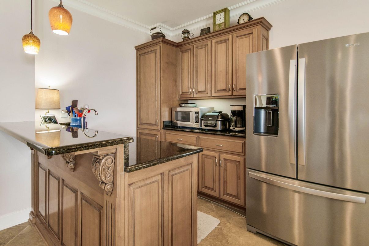 Interior, Kitchen, Pendant Lights, Stainless Steel Appliances