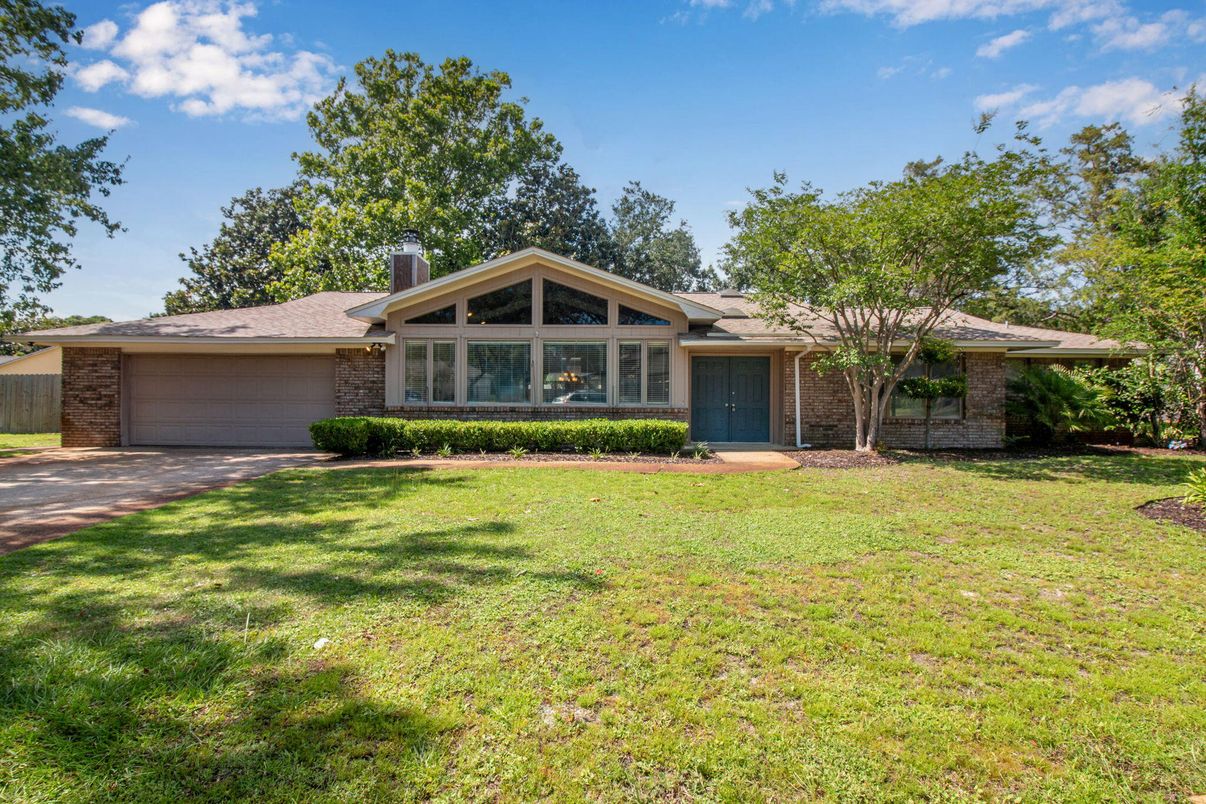 Attached, Backyard, Exterior, Facade, Ranch