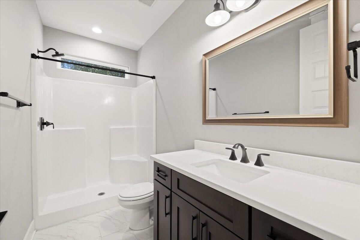 Bathroom, Interior, Marble, Recessed Lighting