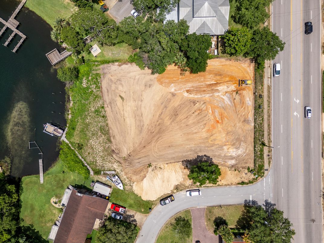 Exterior, Drone