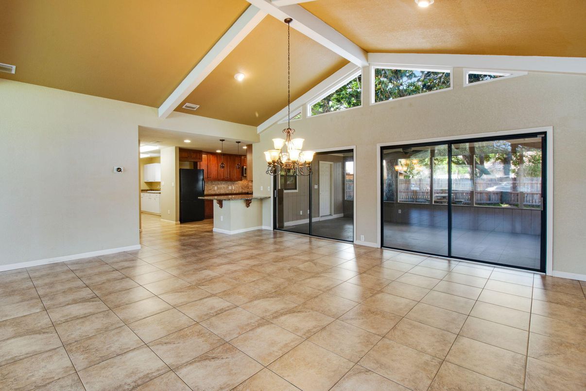 Chandelier, Interior, Kitchen, Recessed Lighting