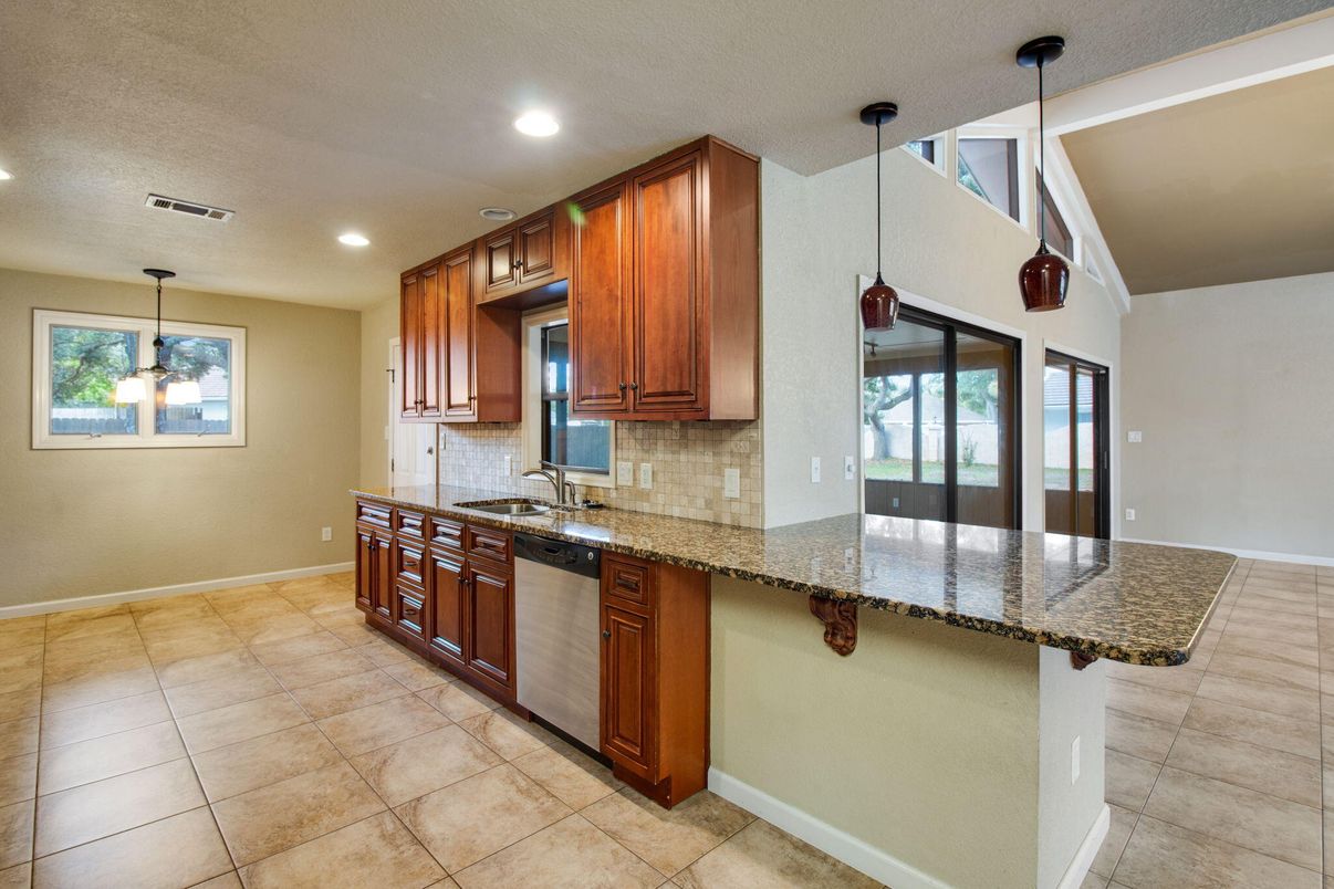 Interior, Kitchen, Pendant Lights, Recessed Lighting