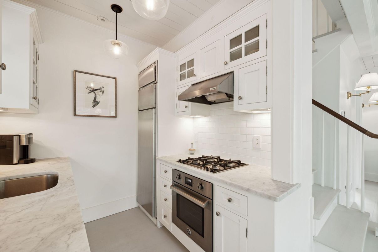 Interior, Kitchen, Pendant Lights, Stainless Steel Appliances