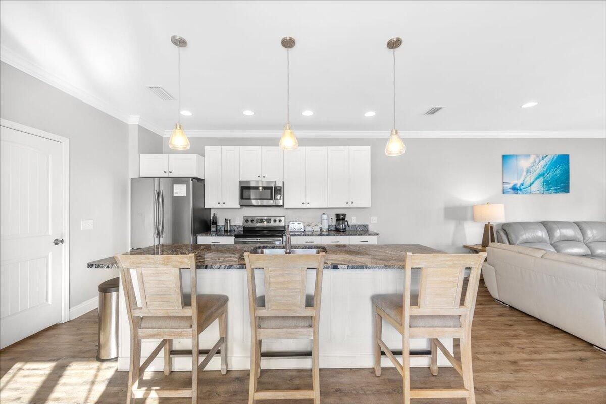 Interior, Kitchen, Living room, Pendant Lights, Recessed Lighting, Stainless Steel Appliances, Wood Texture Flooring