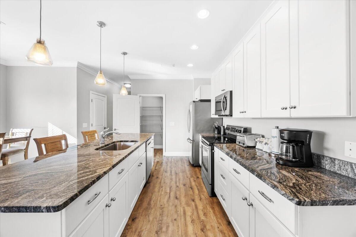 Interior, Kitchen, Pendant Lights, Recessed Lighting, Wood Texture Flooring