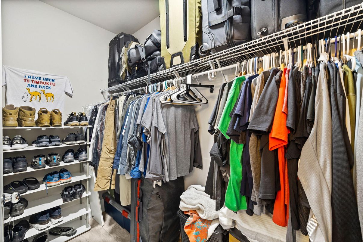 Interior, Walk-in Closets
