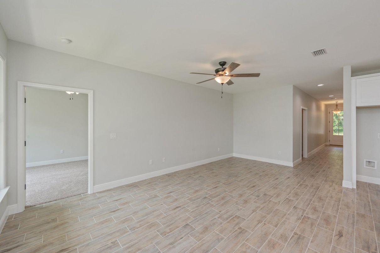 Empty room, Interior, Recessed Lighting, Wood Texture Flooring