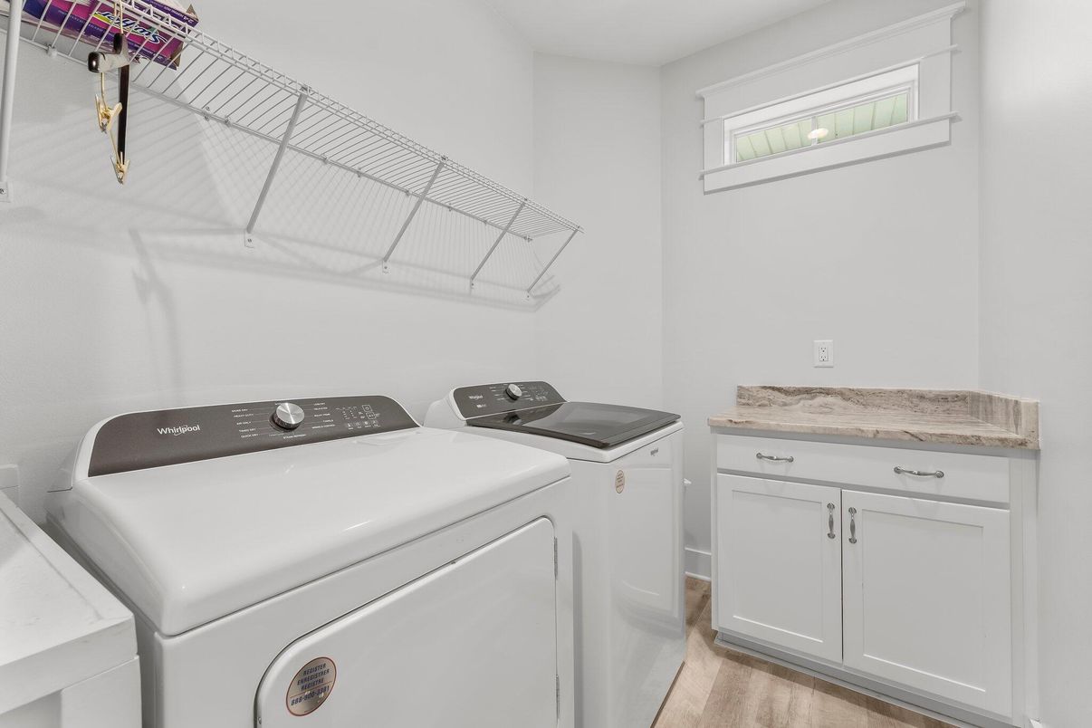 Interior, Washer, Wood Texture Flooring