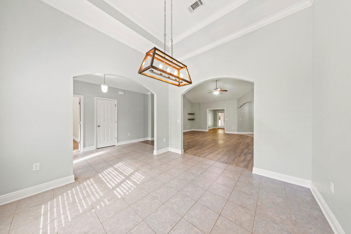 Interior, Pendant Lights, Wood Texture Flooring