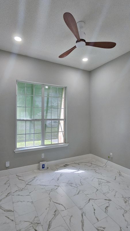 Empty room, Interior, Marble, Recessed Lighting
