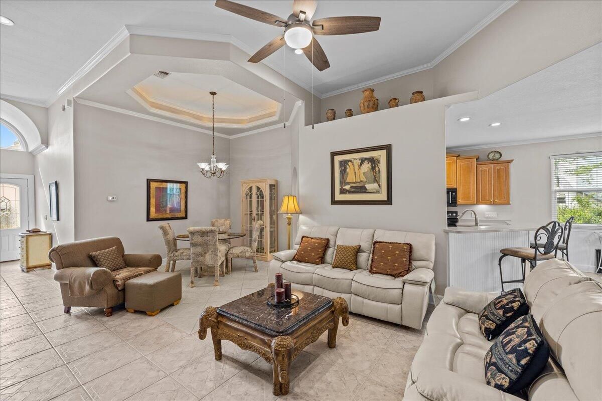Chandelier, Dining room, Interior, Living room, Recessed Lighting