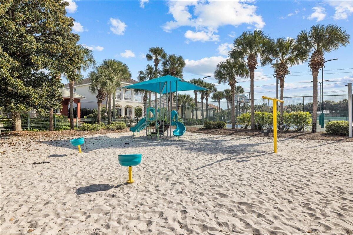 Backyard, Exterior, Playground