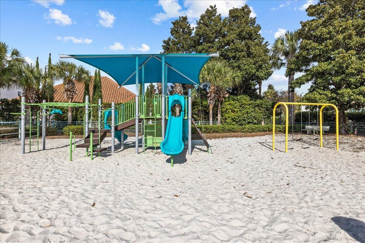 Backyard, Exterior, Playground