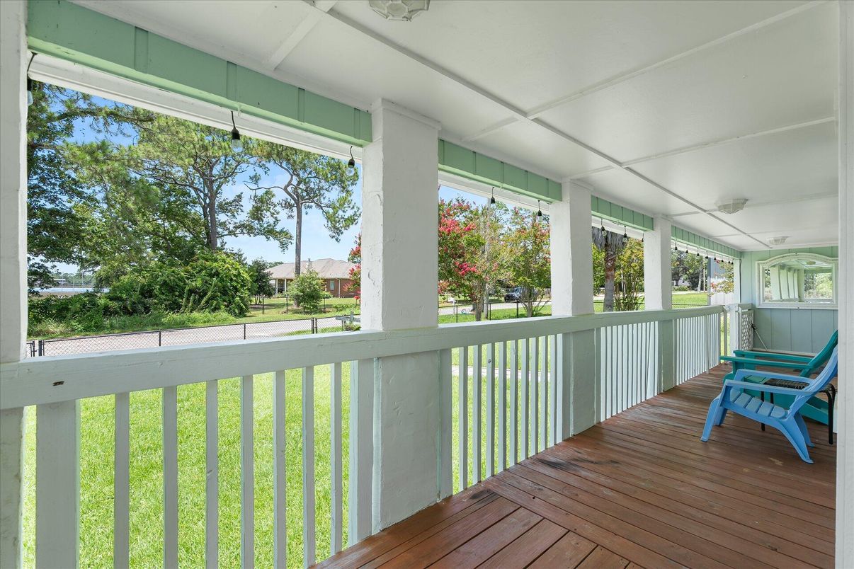 Exterior, Wood Texture Flooring