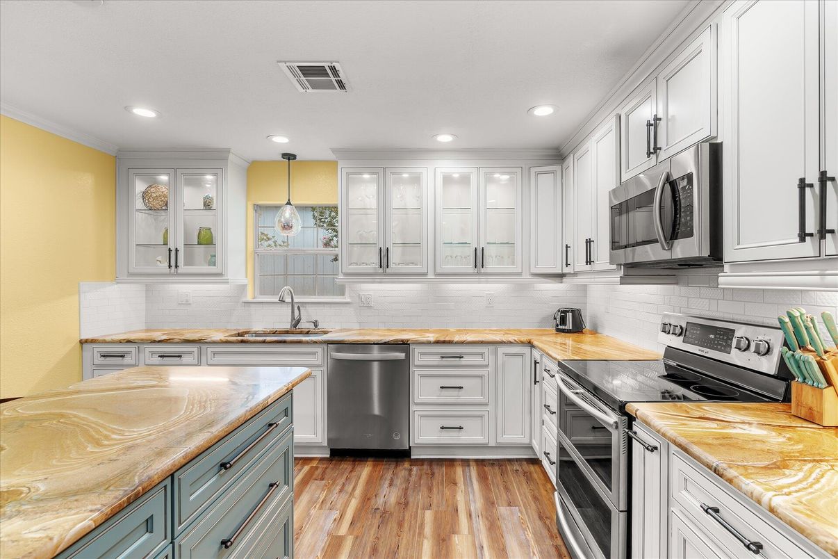 Interior, Kitchen, Recessed Lighting, Stainless Steel Appliances, Wood Texture Flooring