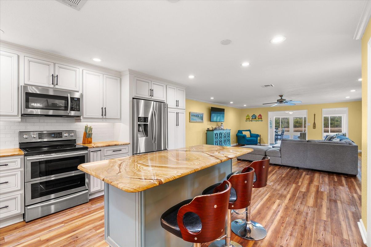 Interior, Kitchen, Living room, Recessed Lighting, Stainless Steel Appliances, Wood Texture Flooring