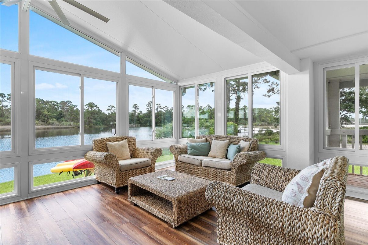 Interior, Living room, Sun Room, Water, Wood Texture Flooring