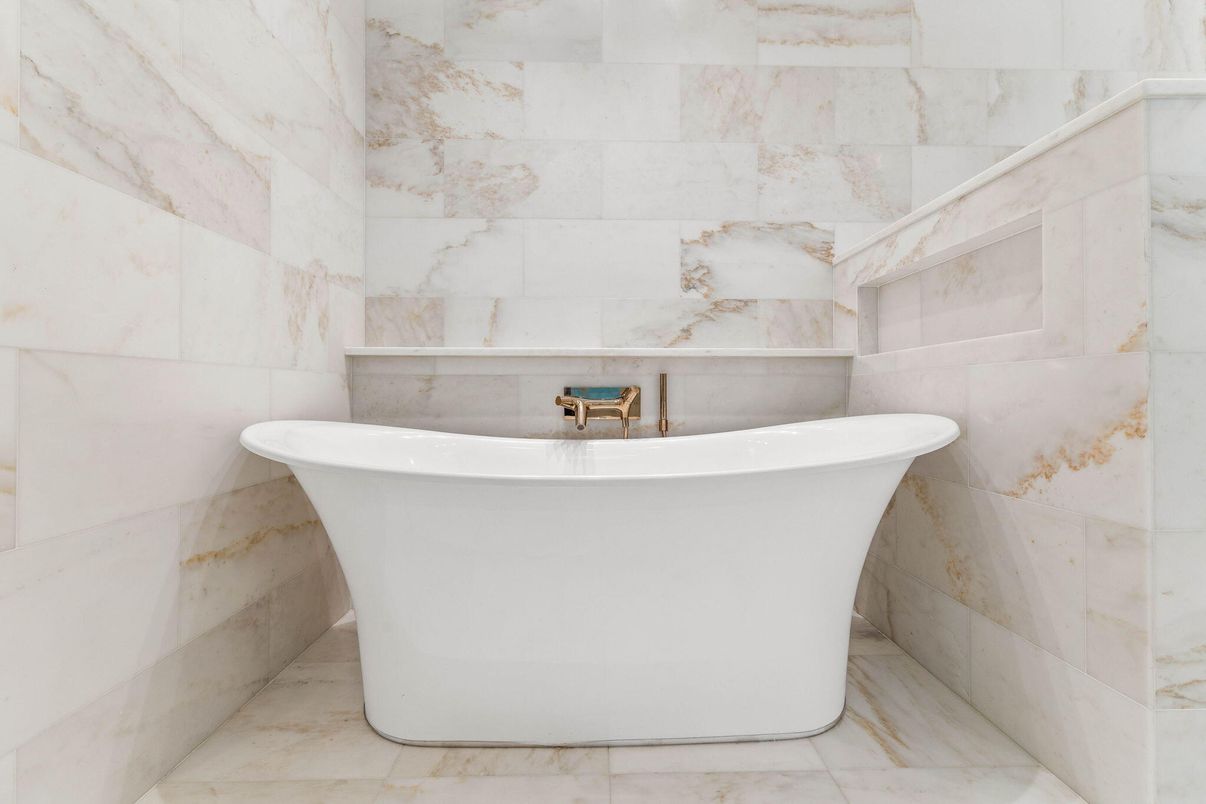 Bathroom, Free Standing Baths, Interior, Marble Walls