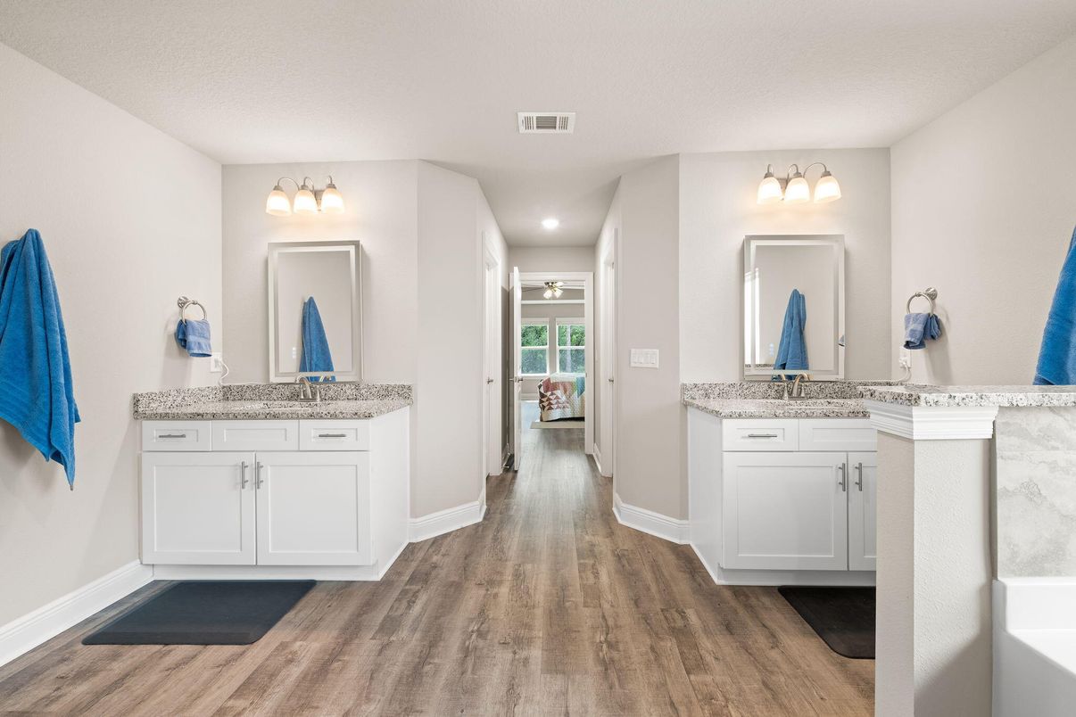 Bathroom, Interior, Recessed Lighting, Wood Texture Flooring